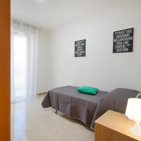 Daire Silvia's With Parking - 400m From Sea Bari