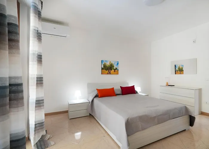 Apartament Guesthost - Silvia's With Parking - 400m From Sea