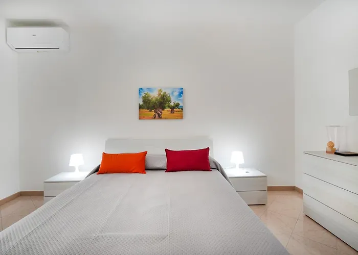 Apartament Guesthost - Silvia's With Parking - 400m From Sea